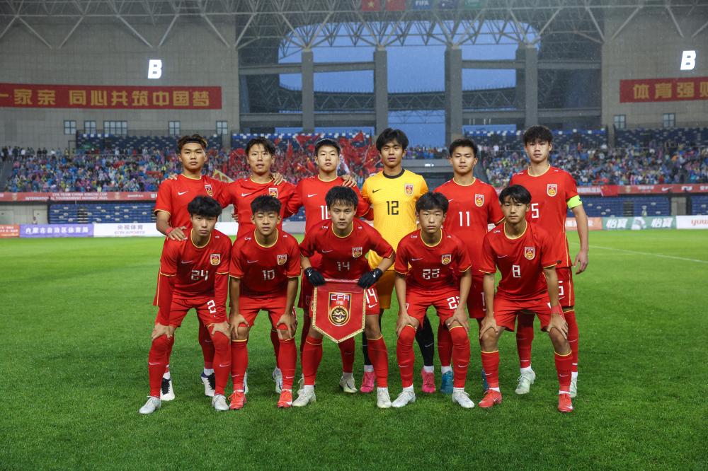U22国家队今日训练，向余望、吾米提江未加入合练